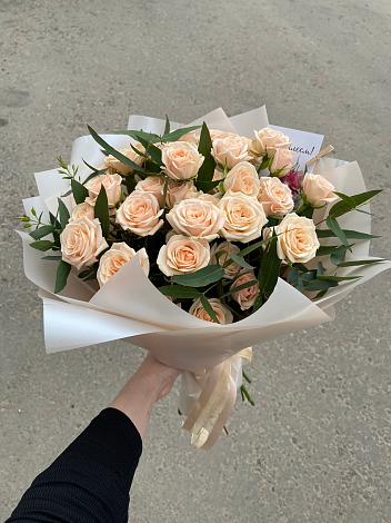 Букет Кремовые розы Латте в Аргуне
