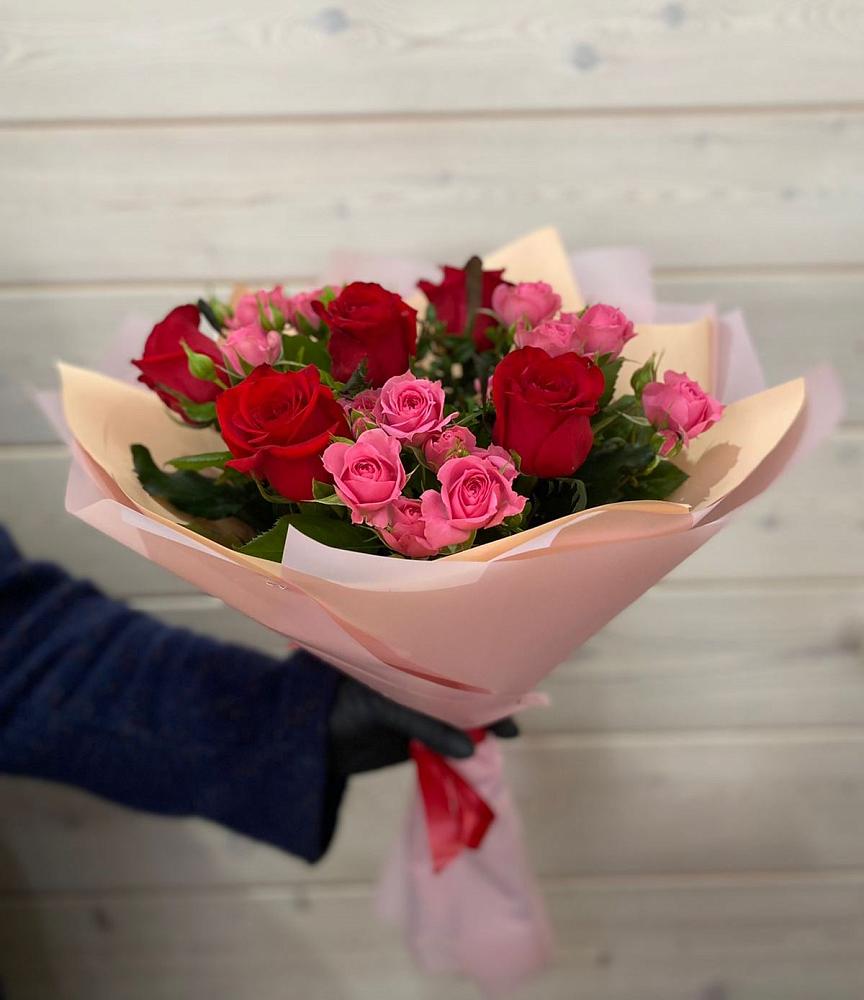 Букет цветов из: Розы в Аргуне